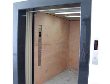 载货电梯